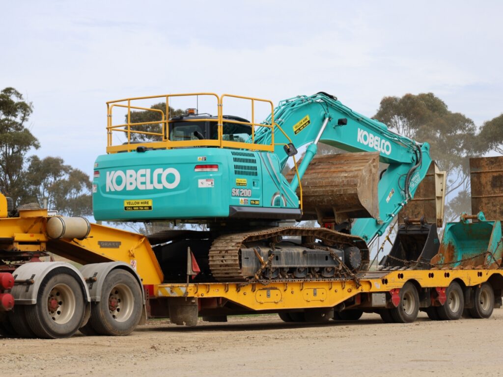 Kobelco sk200 excavator